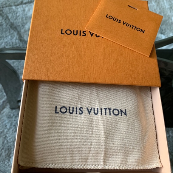 Luis Vuitton Zippy Coin Purse Monogram - Picture 12 of 15